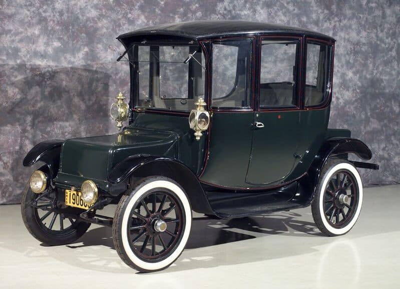 1916 Electric Two-Door Coupe Automobile Baker Rauch & Lang 